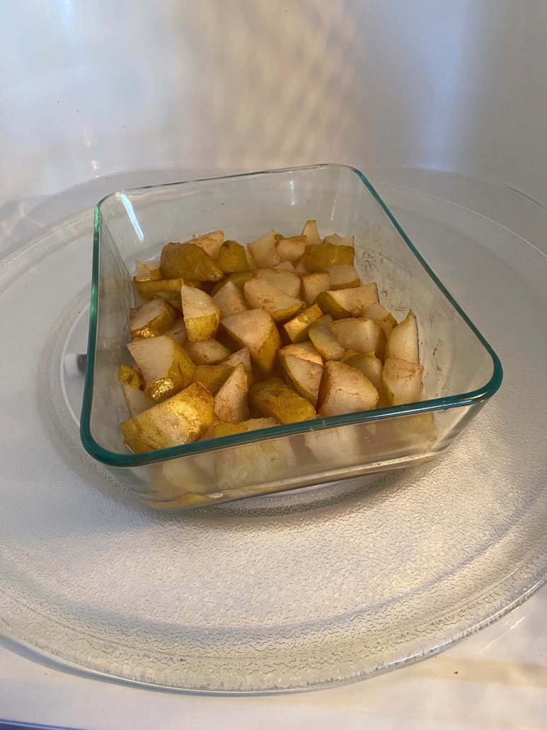 pears cooked in the microwave