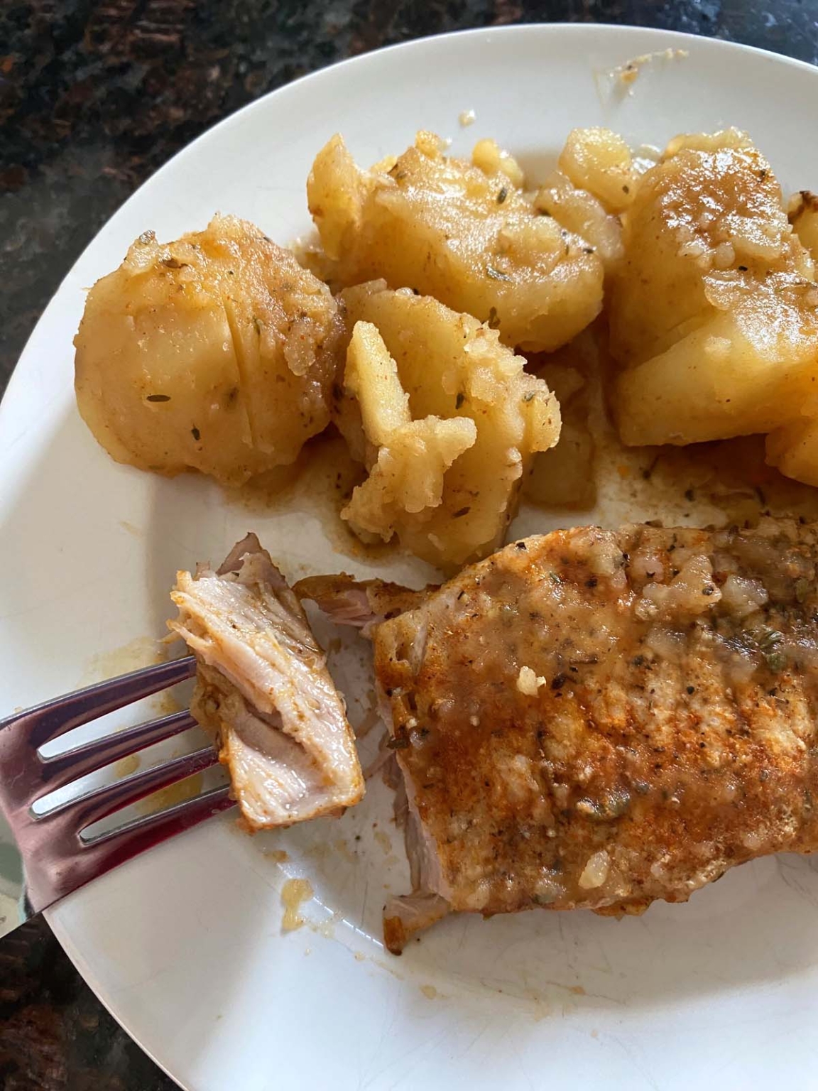 Instant Pot Pork Chops And Potatoes – Melanie Cooks