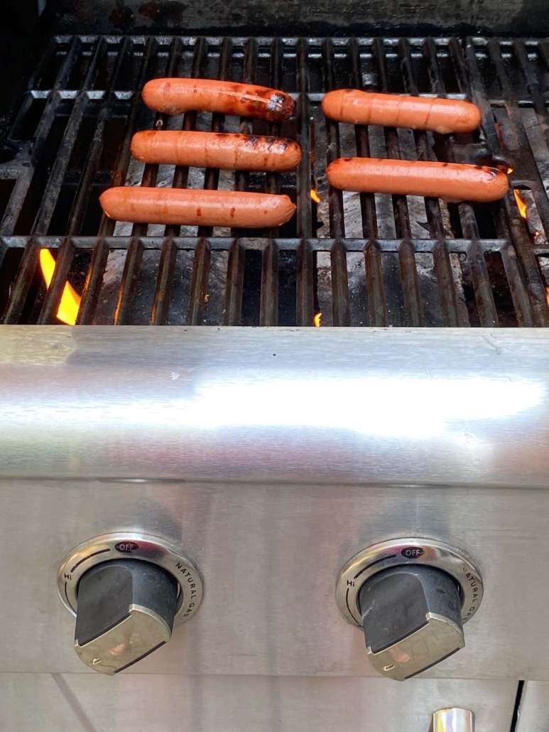 hot dogs grilling 