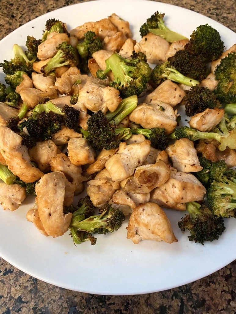 plate of healthy dinner Air Fryer Chicken And Broccoli