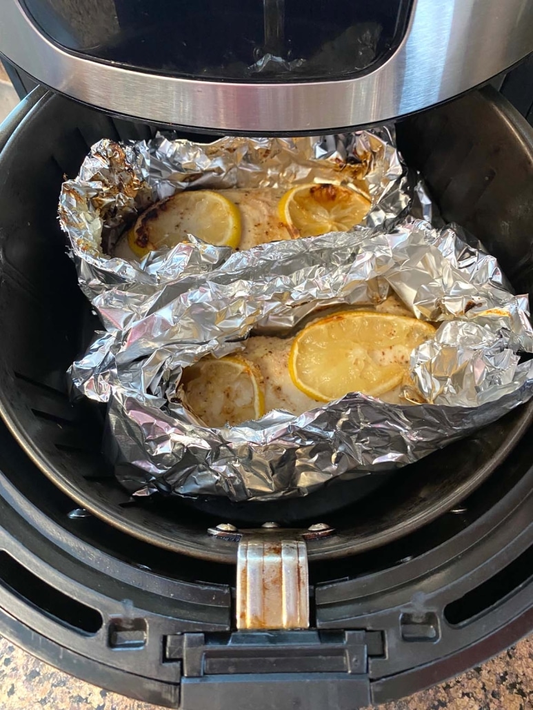 chicken breast in foil packets cooking in air fryer