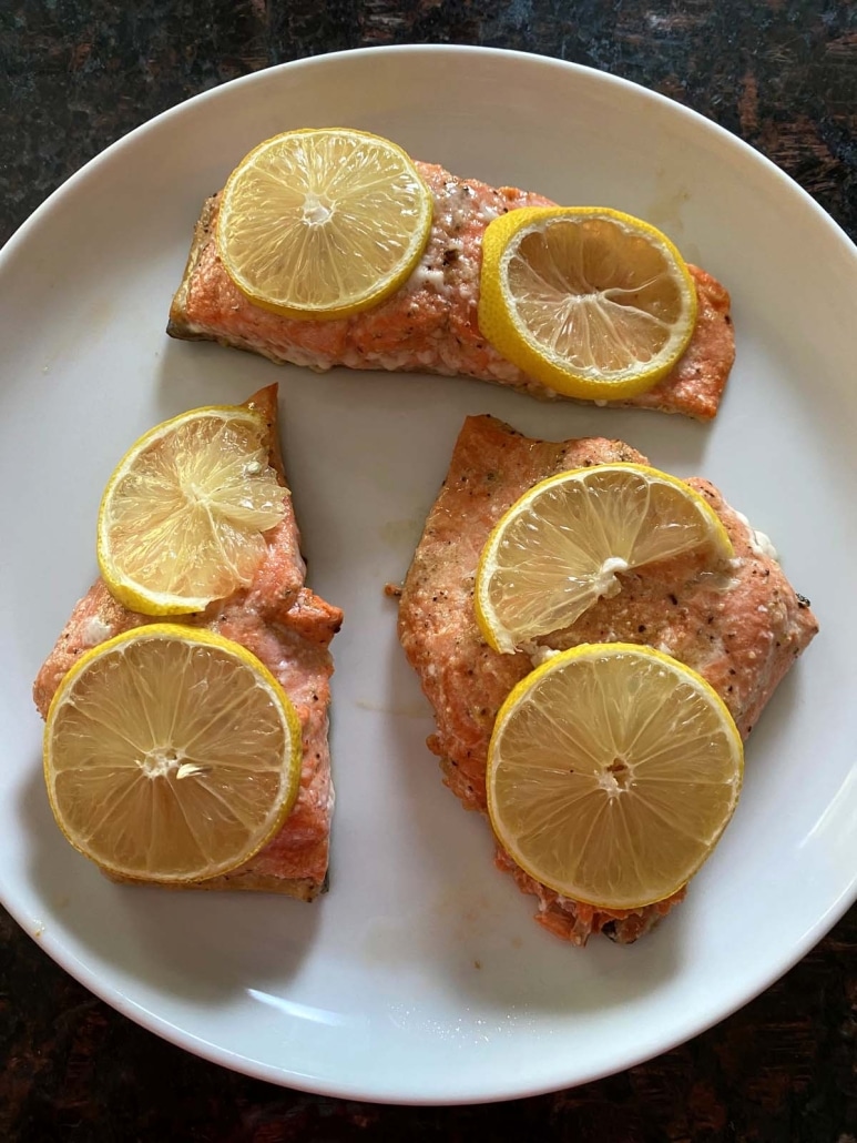 seasoned and tender Baked Sockeye Salmon on a plate