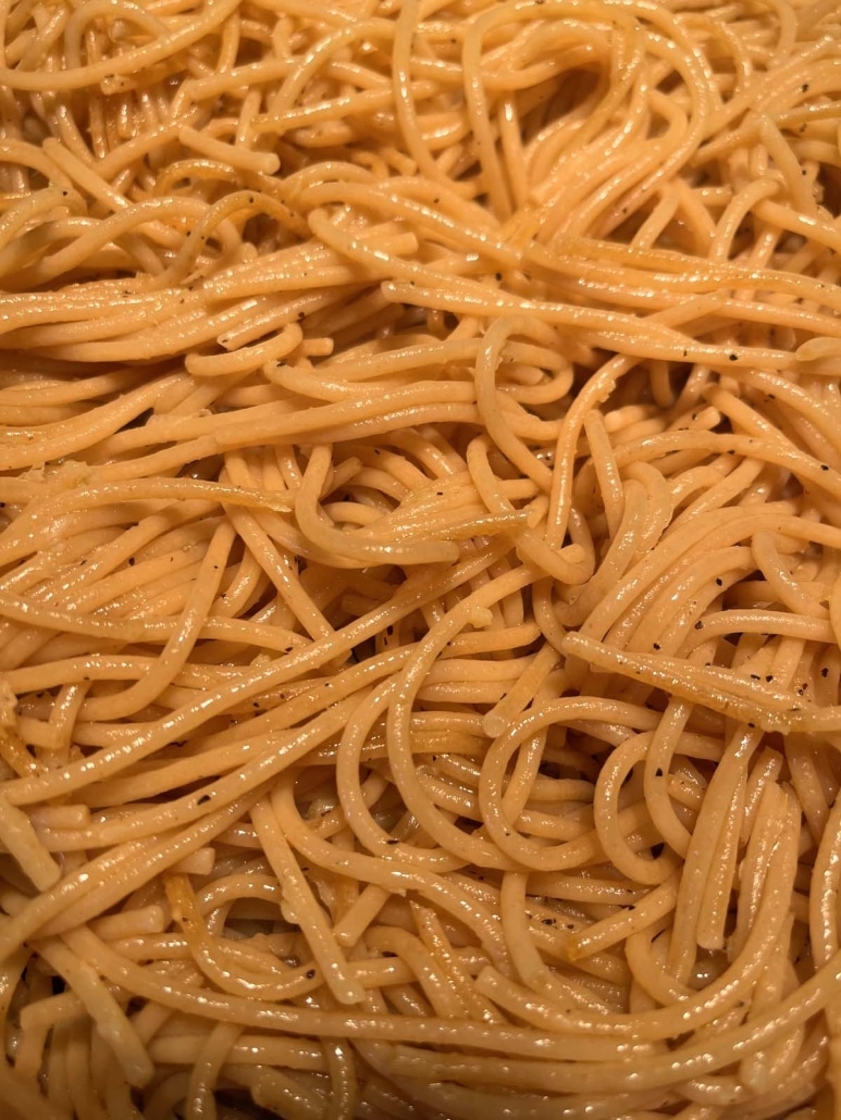 lightly seasoned Whole Wheat Spaghetti With Garlic And Olive Oil