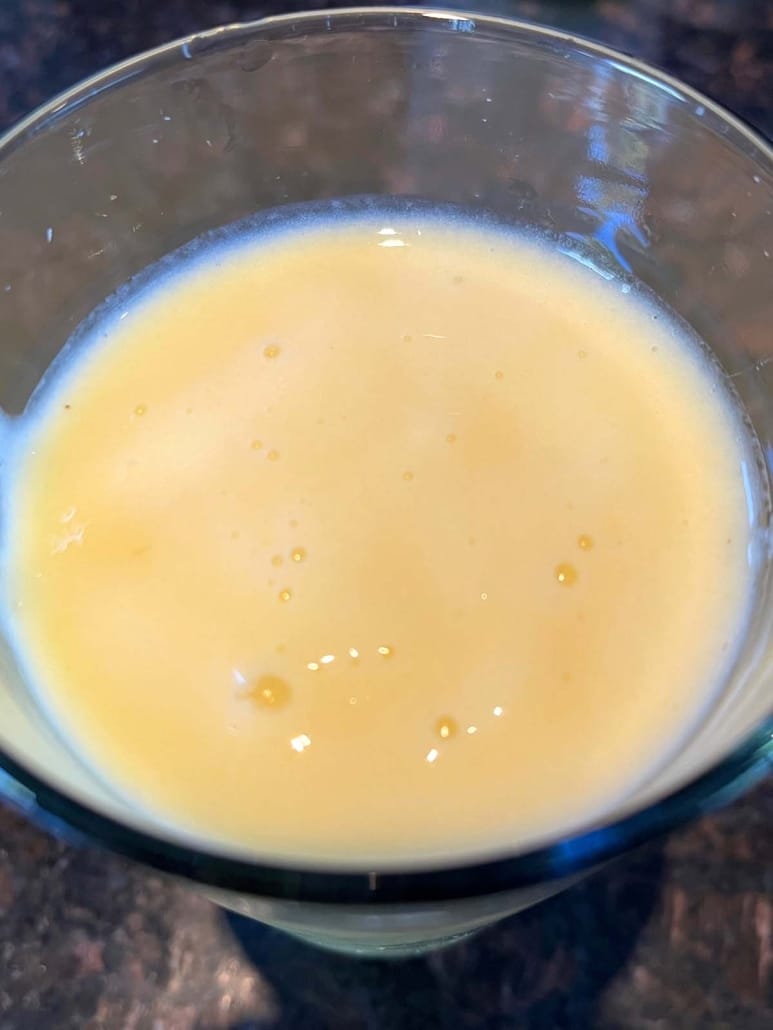 creamy Mango Pineapple Smoothie