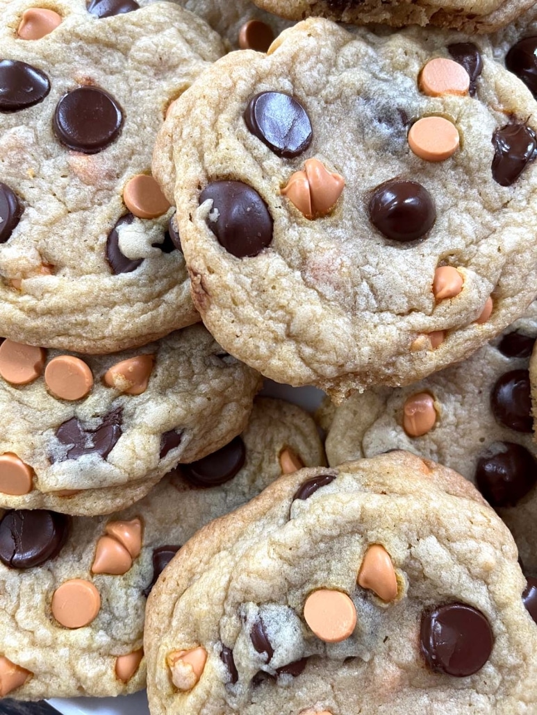 freshly baked Caramel Chocolate Chip Cookies