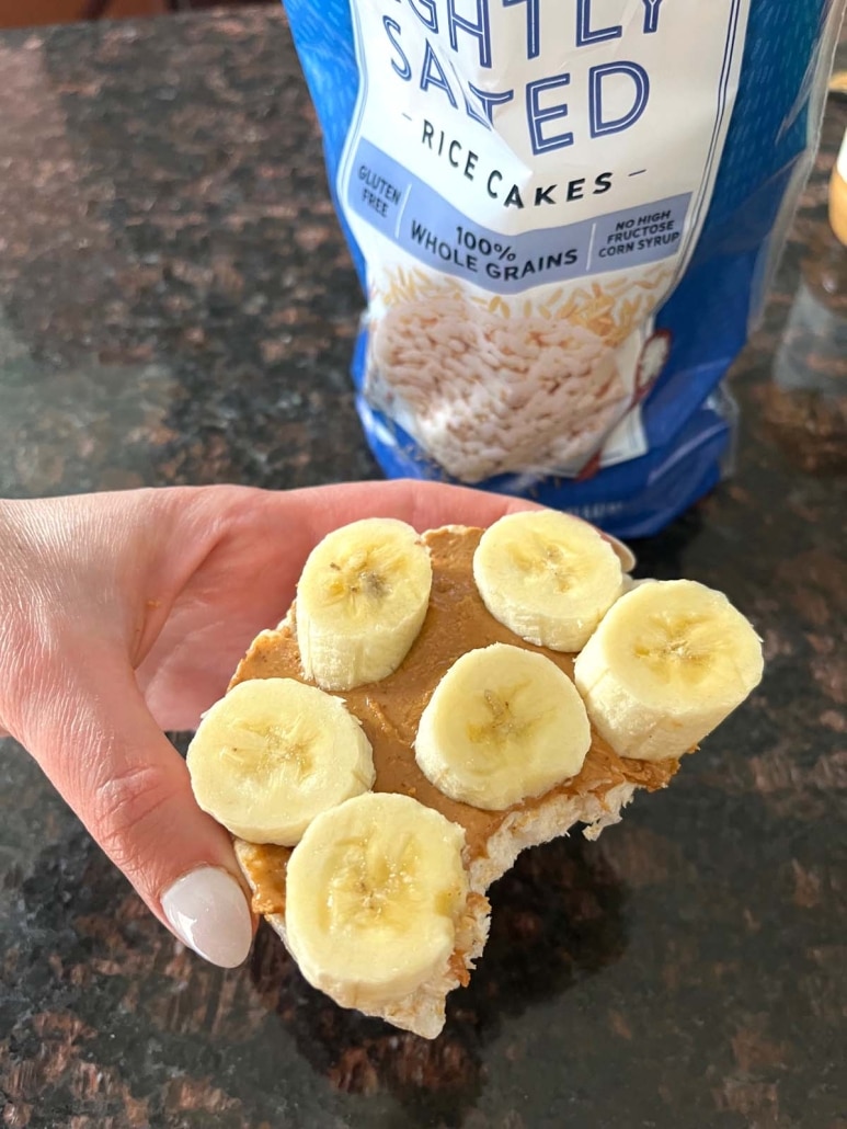 easy peanut butter banana rice cakes