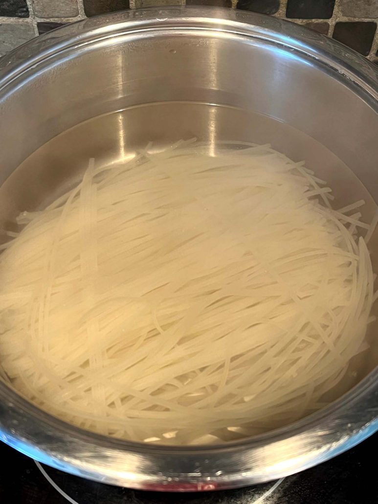 cooking rice noodles