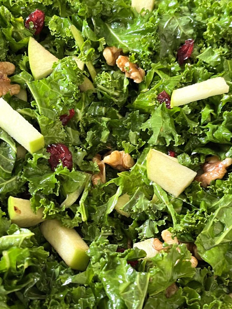 apple kale salad