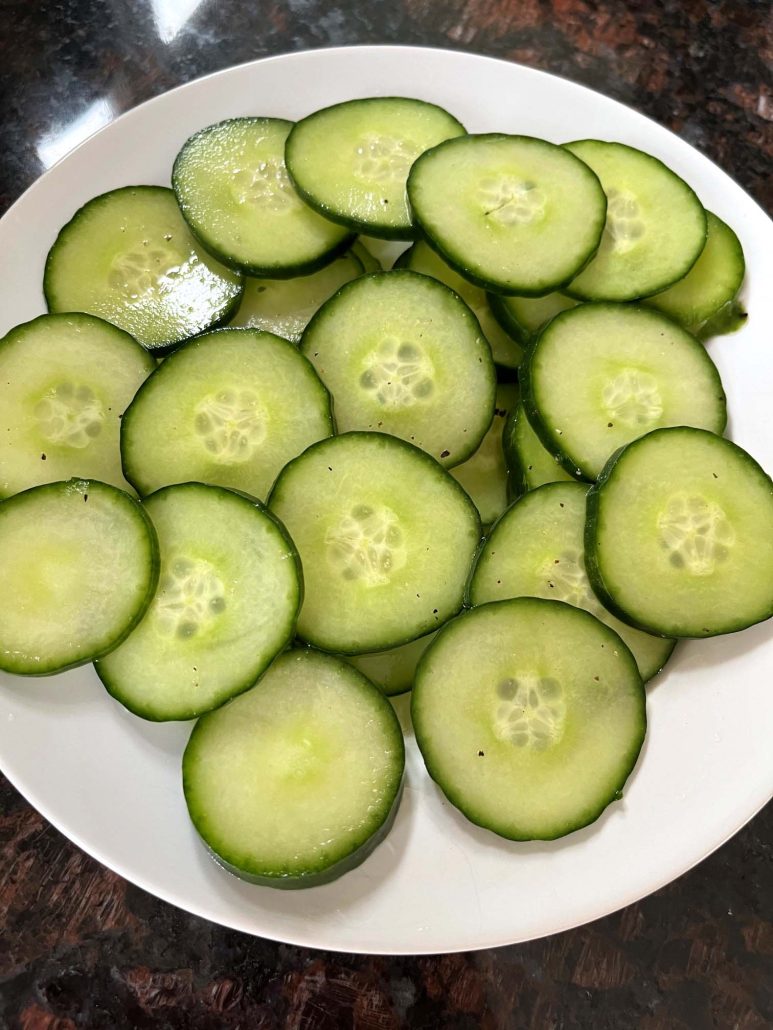 healthy marinated cucumbers