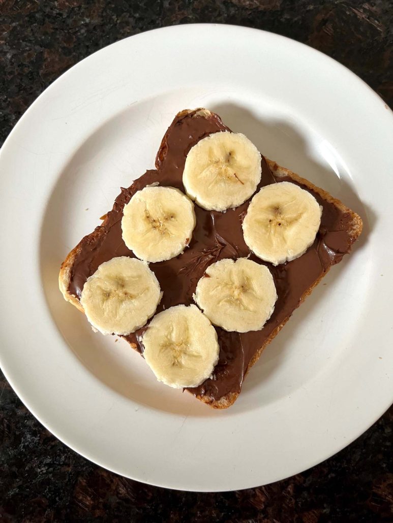 easy nutella banana sandwich