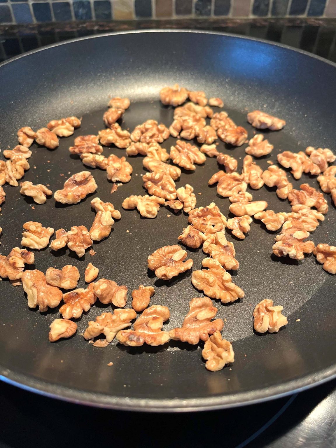 Easy Toasted Walnuts Recipe (Crunchy in 8 Minutes!) – Melanie Cooks