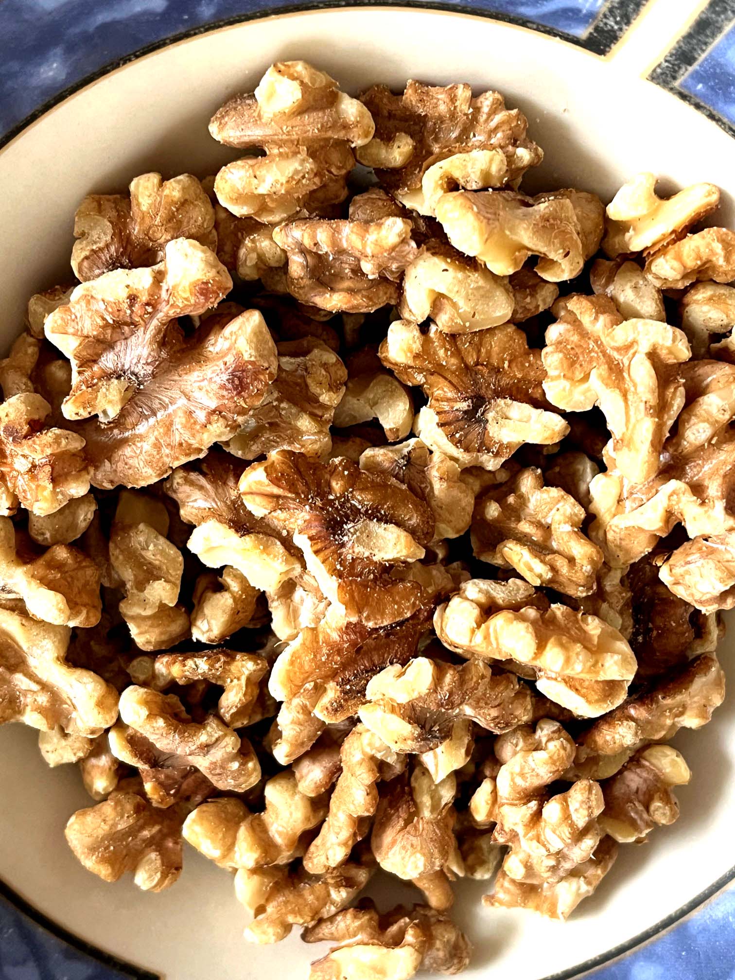 Easy Toasted Walnuts Recipe (Crunchy in 8 Minutes!) – Melanie Cooks