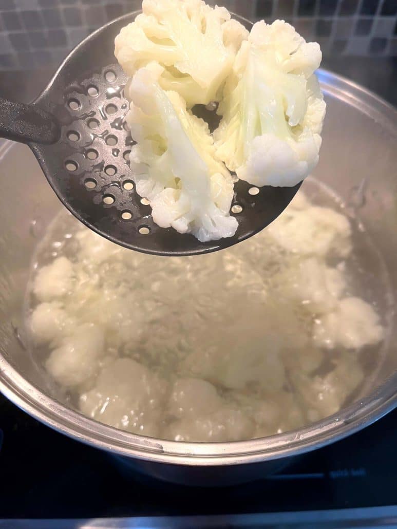 boiled cauliflower florets