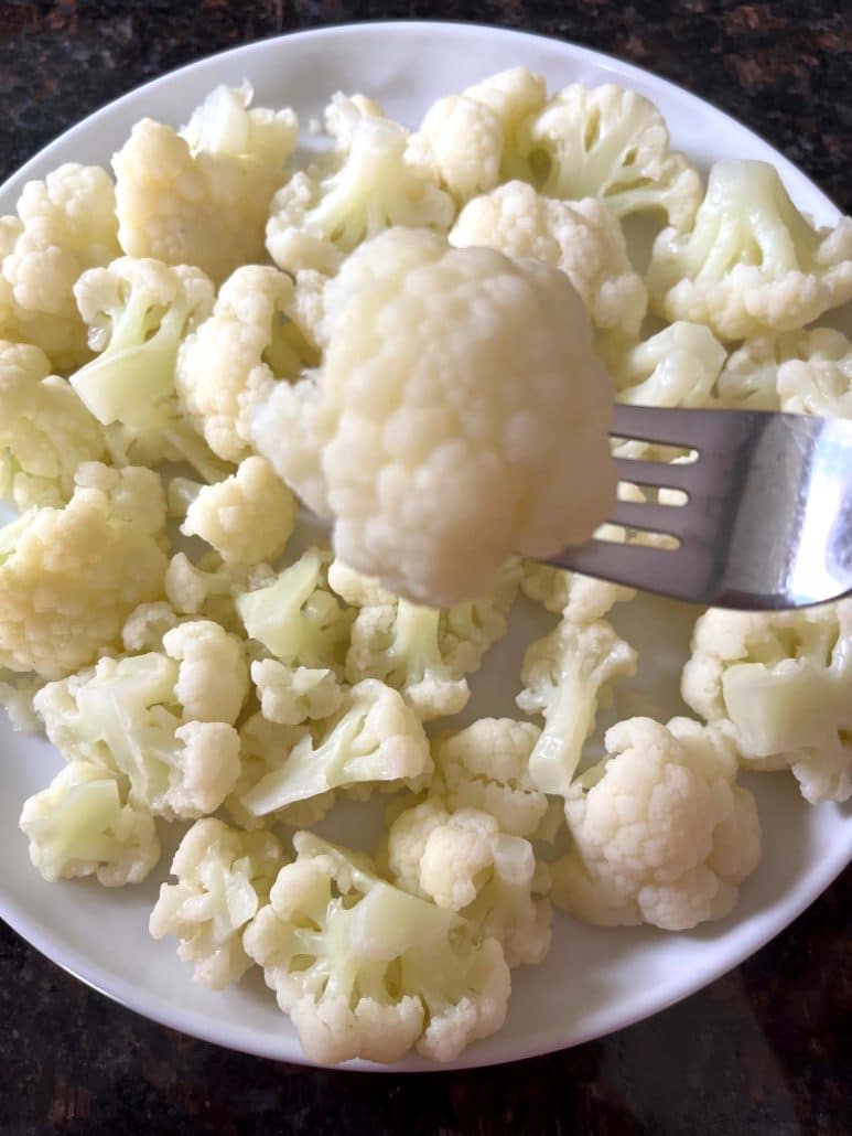 healthy boiled cauliflower