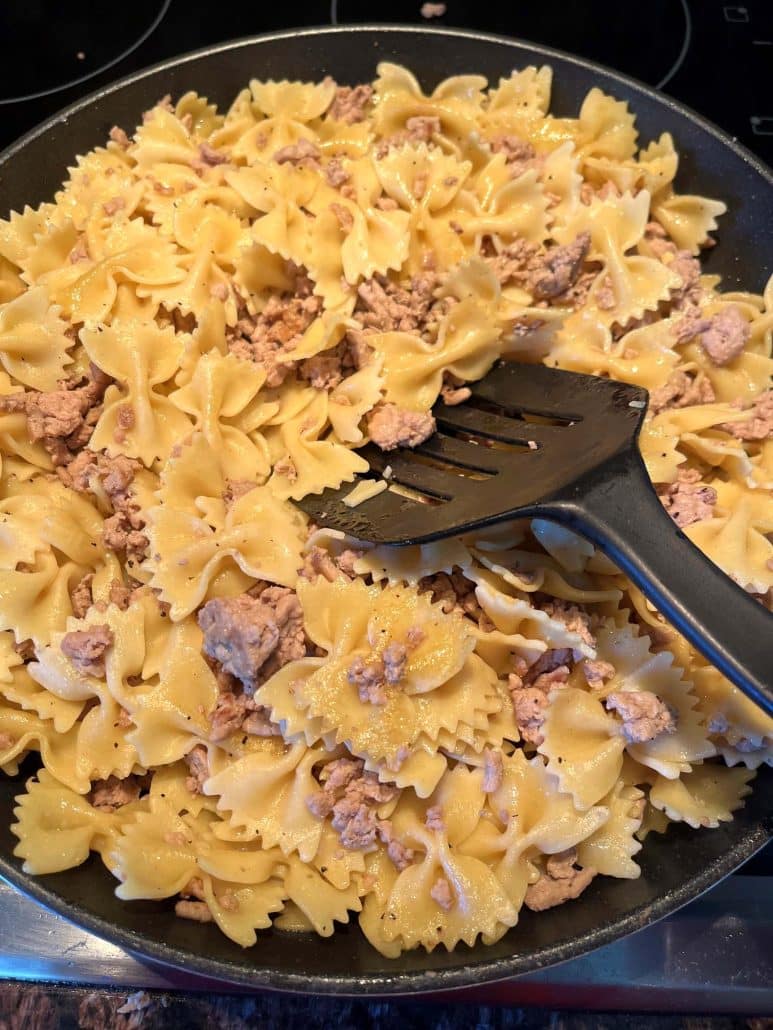 buttered noodles with ground turkey