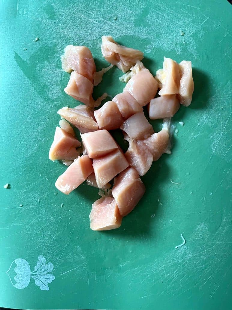 how to cut chicken breast into strips