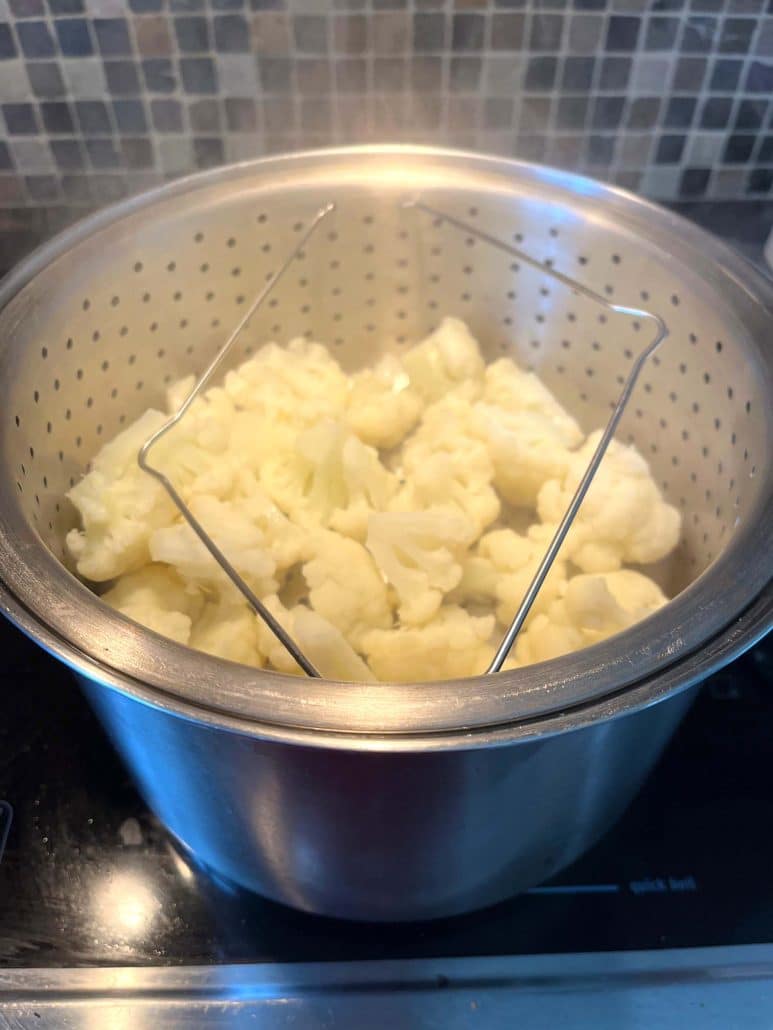 easy steamed cauliflower