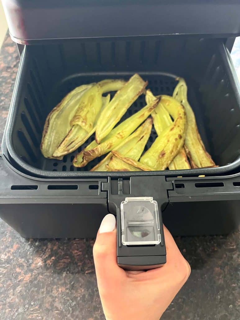 crispy air fryer banana peppers