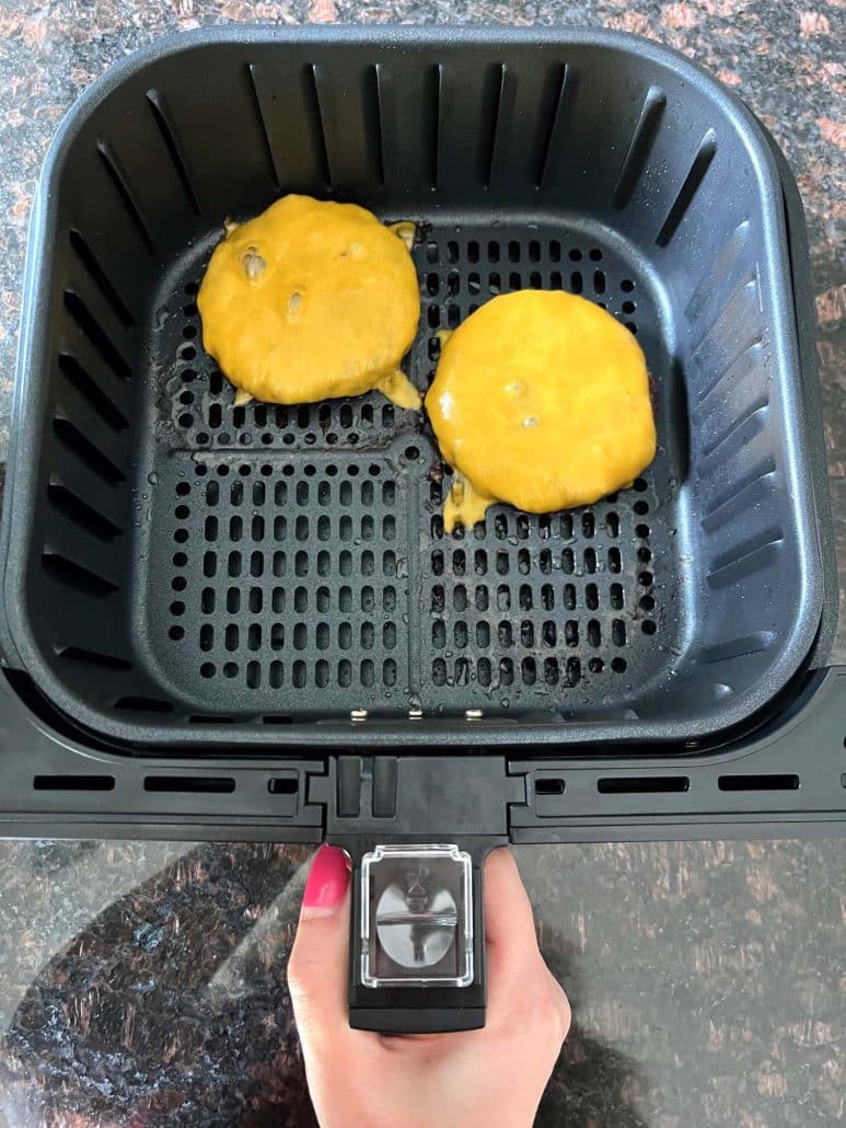 air fryer cheeseburgers recipe