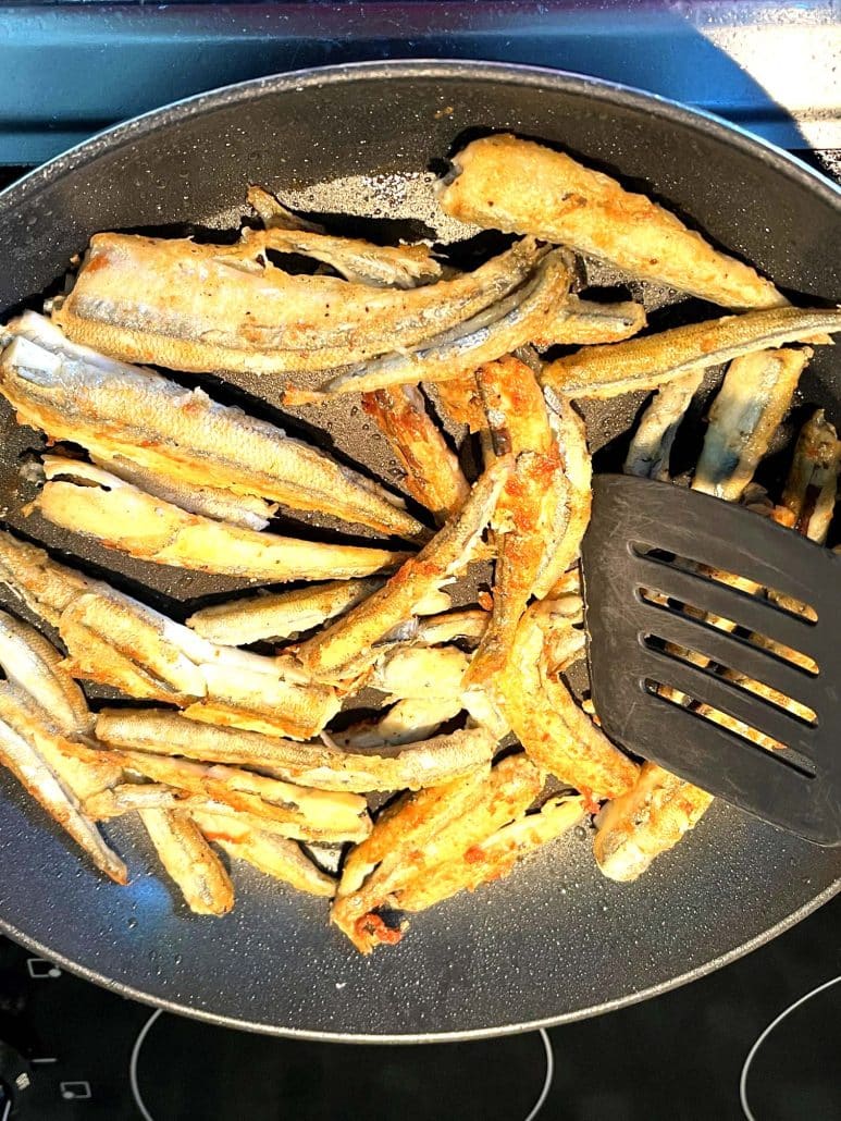 crispy fried smelts