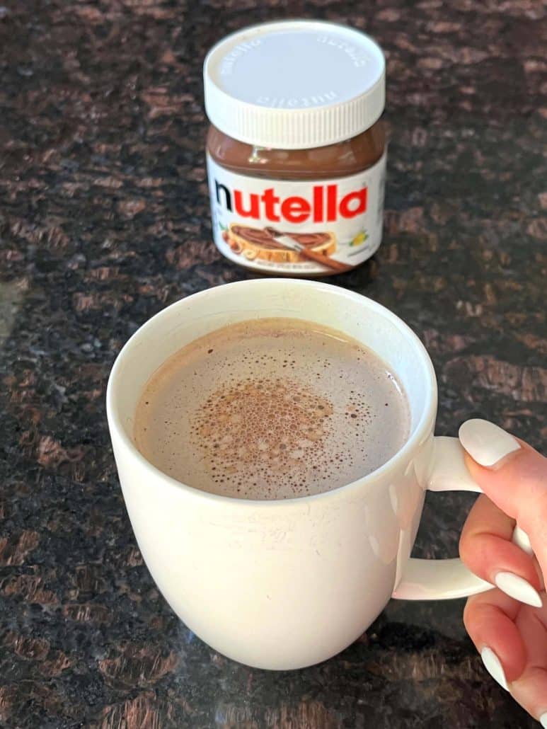 easy nutella hot chocolate