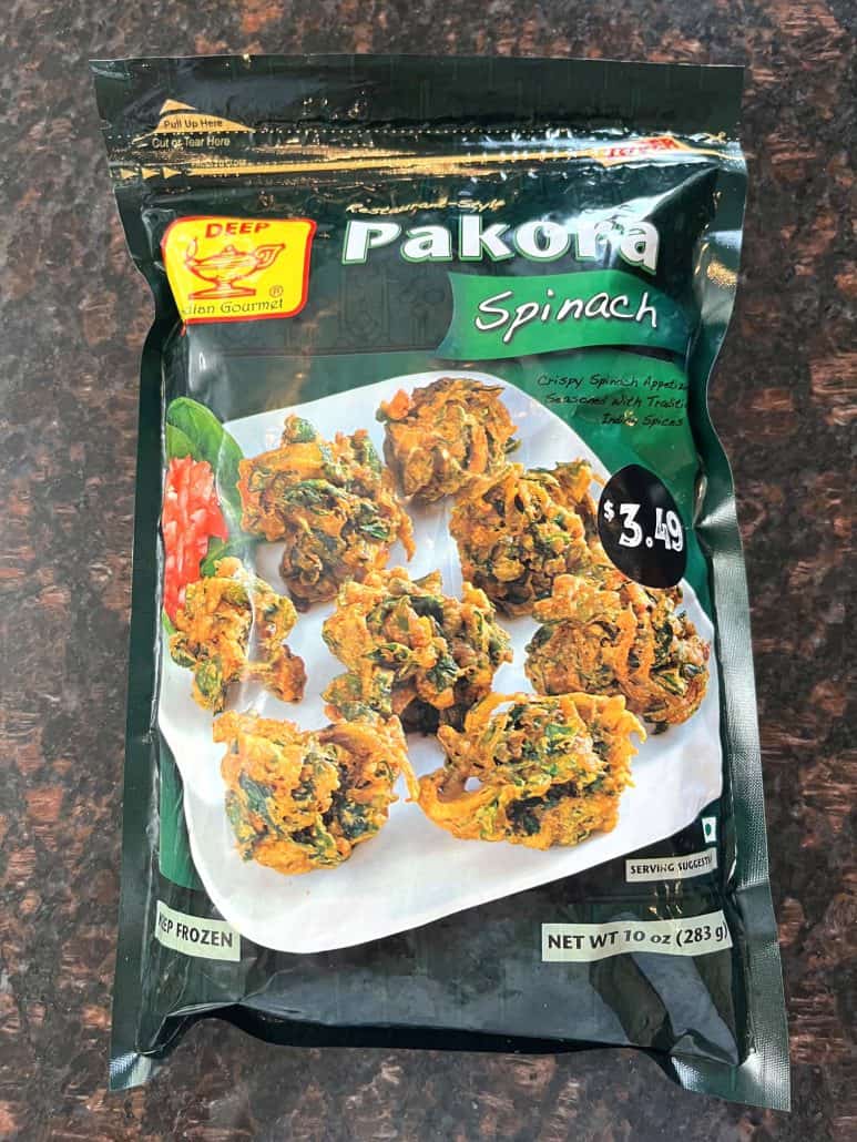 Package of frozen spinach pakoras, the main ingredient for this easy air fryer recipe.